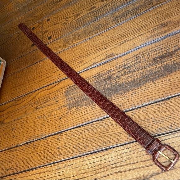 Vintage Prada Crocodile Veritable Brown Belt - Picture 4 of 9